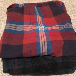 set of 2 flannels